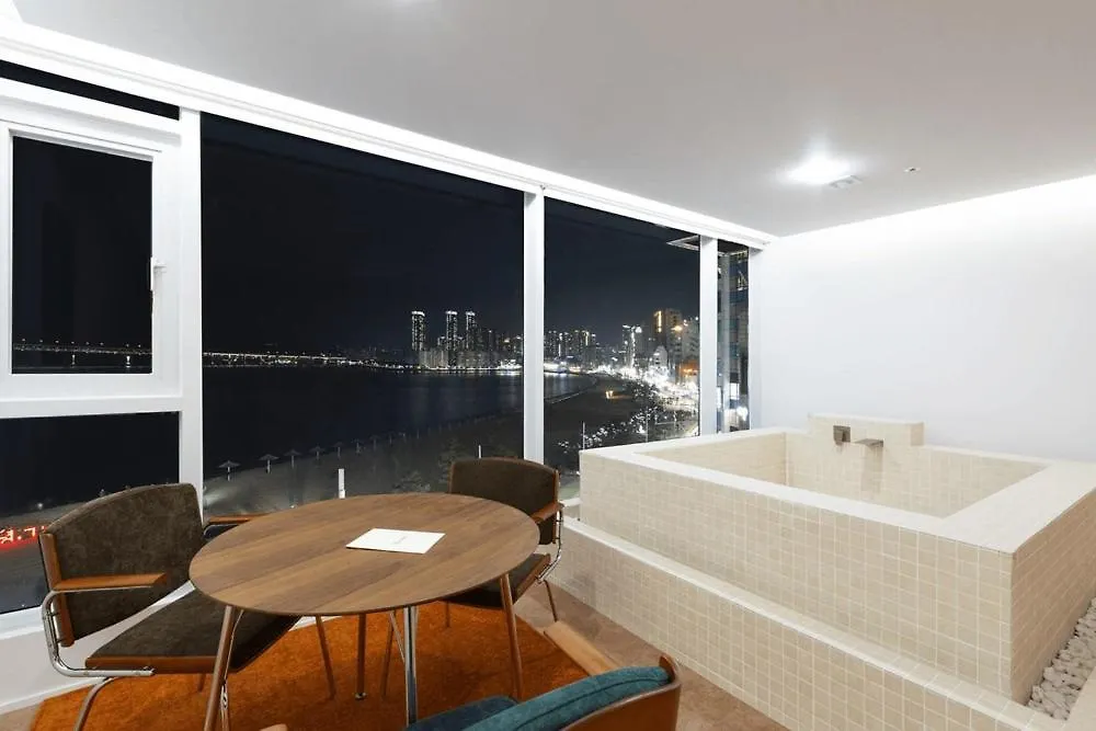 Guest house Busan Lazy Morning Ocean View Pension