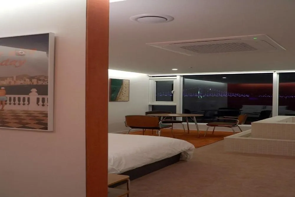 Guest house Busan Lazy Morning Ocean View Pension