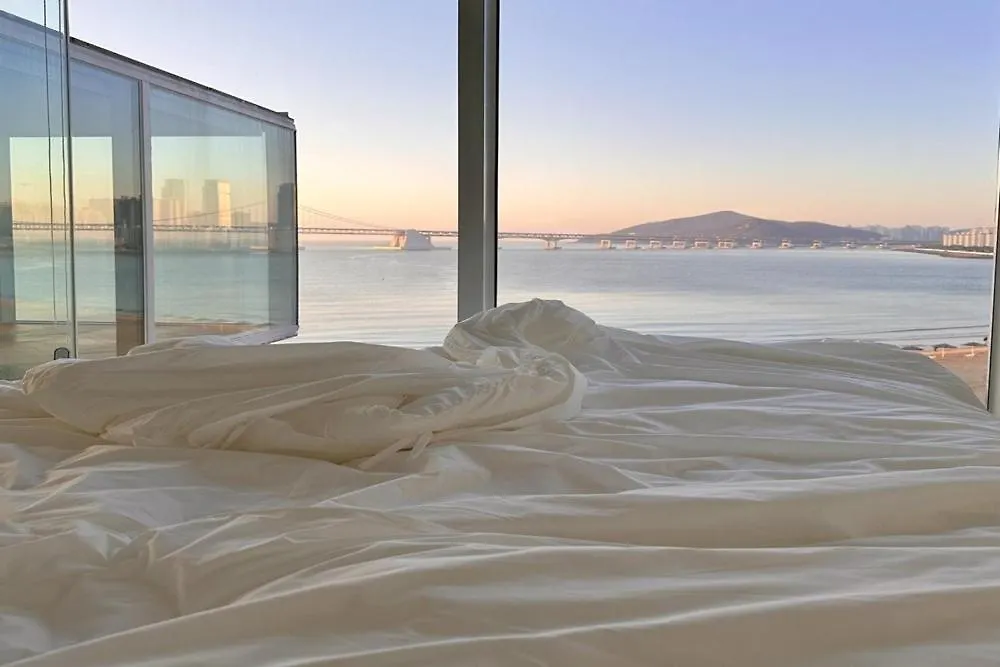Busan Lazy Morning Ocean View Pension 0*,